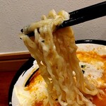 俺の中華たなか家 - 麺リフト⤴️自家製太麺に三種の「チーズチーズチーズ」が溶け絡んで濃厚リフト⤴️に(≧∇≦)b