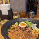 SPICY CURRY 魯珈 - 