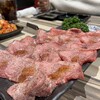 焼肉 新牛