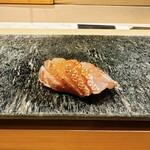 鮨かわなか - 春子(かすご)の昆布締め