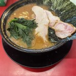 豚骨醤油ラーメン 王道家 - 