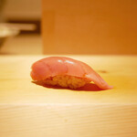 すが弥 - 「本鮪背トロ」