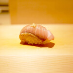 すが弥 - 「鰤炙り」2週間熟成