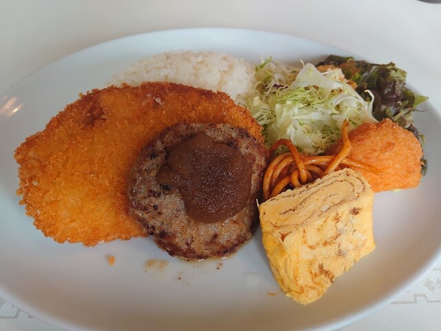 美ら海ハワイ ドライブインレストランハワイ 本部町/今帰仁村/洋食 | ヒトサラ