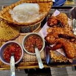 Nara Thai Cuisine - Meat-‘Hatyai’-Style-Fried-Chicken-with-Garlic-Flakes