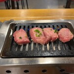 大阪焼肉・ホルモン ふたご - 