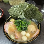 横濱家系ラーメン 勝鬨家 - 