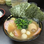 横濱家系ラーメン 勝鬨家 - 