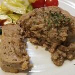 キッチン ブルー グローブ - テリーヌをカット