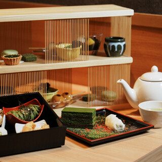 SNSで話題！茶フタヌーンティーセット®で和スイーツを満喫◎