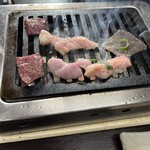 スタミナ苑 - ホルモンの盛り合わせ