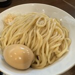 Tsukemen Sanada - 「味玉つけめん」の麺
                        2024年3月29日
