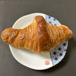 ブーランジュリー パリゴ - クロワッサン(41g、290円)