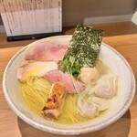 ジャパニーズ ラーメン 五感 - 