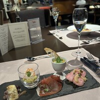 アーティスト カフェ - 