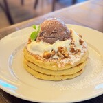 バターミルクチャネル - バナナとチョコアイスのパンケーキ