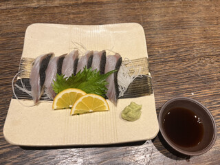 Hakushuu - さわら刺１０００円。８kgのさわらです。立派さが伝わりますね。きめ細かい肉質で、とても美味しかったです（╹◡╹）