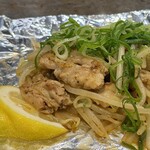 たぴおか食堂 - せせりのもやし炒め  ヽ(●´∀`)ﾉ゜おいしい