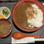 Neo 和Dining MiRAI - 