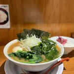 麺家 龍 - 特製ラーメン（並）+ワカメ ¥1,100+¥100