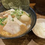 海老香る 旨辛味噌ラーメン RE:唐唐郎 - 