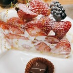 果実園リーベル CIAL横浜店 - 