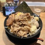 肉盛り みそラーメン 侍倶楽部 - 