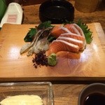 Izakaya Asahina - サーモンととり貝のお造り