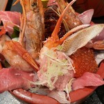 漁師寿司食堂どと～んと日本海 - 海鮮ちらし（特上）