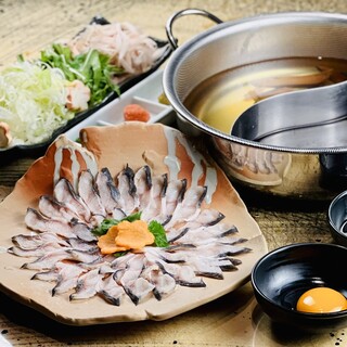 Introducing the new Nagoya dish! Enjoy Mikawa eel shabu-suki and giant shrimp fry