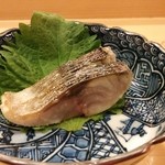 鮨 いとう - 〆鯖炙り♪