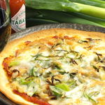 Kyoto-produced Kujo green onion and burdock kinpira pizza