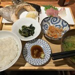 KAISEN MART - カマ焼き定食
