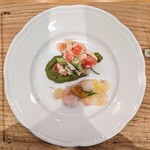 La Stalla - 常磐の平目、北海道の雲丹、パンツァネッラにゆずもファームさんのビエトラ。