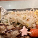 センターリバー - もやし炒め