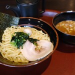 横浜家系ラーメン 一四家 - 