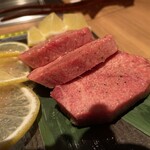 Susukino Yakiniku Kiraku - スーパーネギタン塩と上タン塩