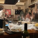 美味ぇ津゛ - 店内もええ雰囲気
