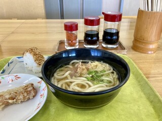 あかね製麺 - かけうどんは麺が泳ぐくらい麺が細い