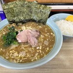 ラーメン 奥津家 - 中盛ふつう　最高にうまい！