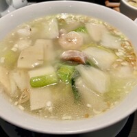 博多華都飯店 - 海鮮具入り汁そば1430円