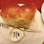 ロイヤルホスト - 英国風パン