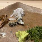 うを徳 - 気仙沼産のさより皮焼