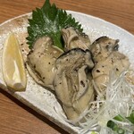 日本酒バルUMAMI - 牡蠣のオイル漬け