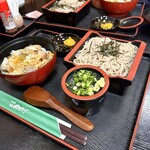 長府 やぶそば - カツ丼とざるそば【850円】
