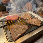 赤坂 らいもん - ヒレを焼きます