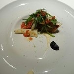 エクアトゥール - ［１回目］広島産マナガツオの直火焼き、スミイカとインゲンのソテー、ソースヴィエルジュグラニテ