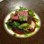 エクアトゥール - ［１回目］宮崎産、和牛ヒレ肉のプランチャ焼き、赤ワインと香草を使ったソース