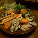 なん天 - 地物海鮮（伝助穴子、淡路３年物とら河豚、相生産牡蠣、明石ウマズラハゲ、焼穴子、浜坂松葉蟹）