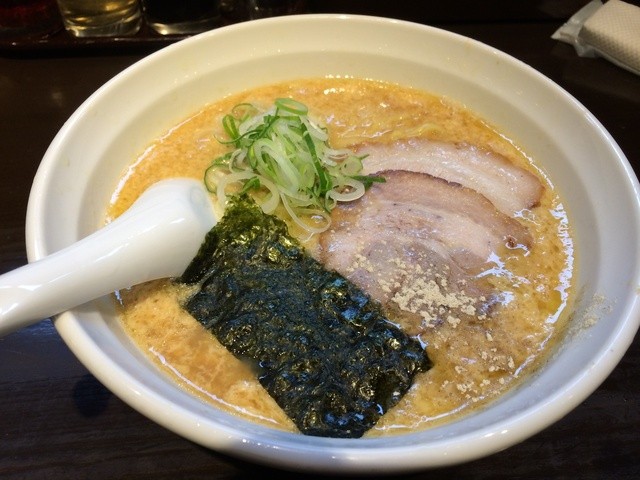 卵 とじ ラーメン 東京
